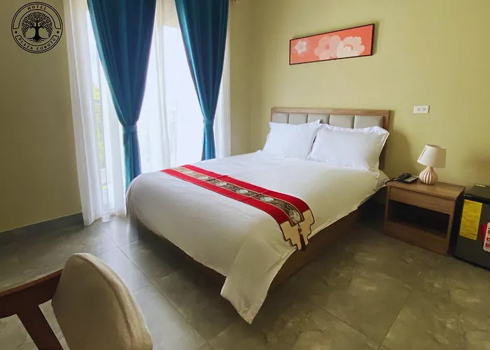 Hotel Plaza-Corotu
